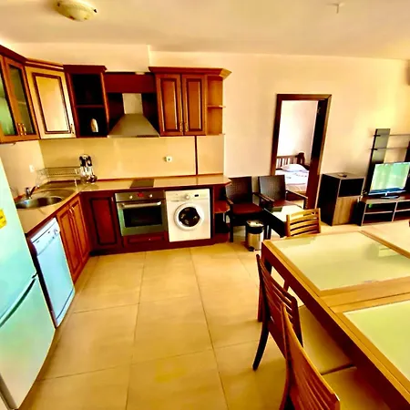 Grand Kamelia Apart Otel 2*