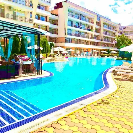 Grand Kamelia Apart Otel 2*