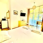 Grand Kamelia 아파트호텔 2*