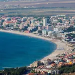 Grand Kamelia 아파트호텔 써니비치