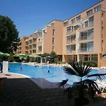 Grand Kamelia 2* 써니비치