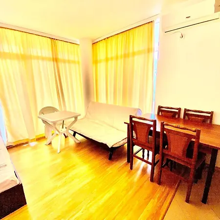 Grand Kamelia 2* Słoneczny Brzeg