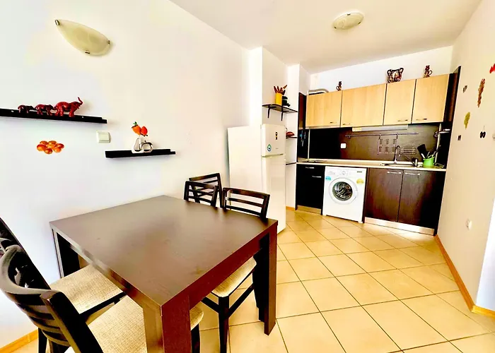 Grand Kamelia Lejlighedshotel 2*