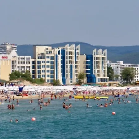 Ξενοδοχείο με διαμερίσματα Grand Kamelia