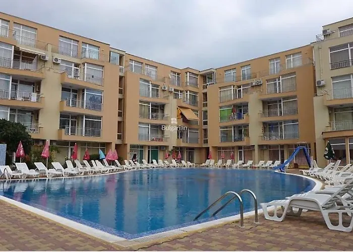 Grand Kamelia Lejlighedshotel 2*